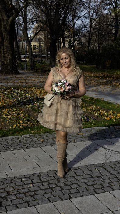 Официална кукленска рокля, екрю