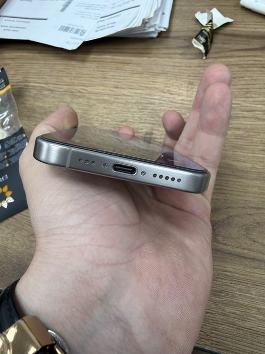 Iphone 15 pro sastayanyasi yaxshi