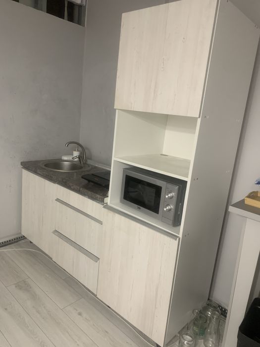 Шкаф кухонный