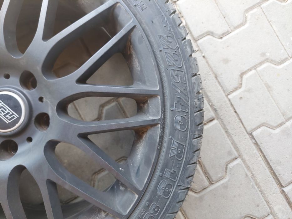 Cauciucuri 225 40 r18