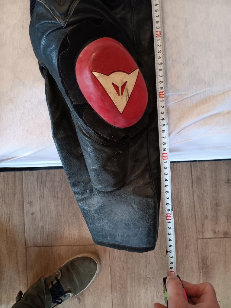 Продавам мото екип  Dainese