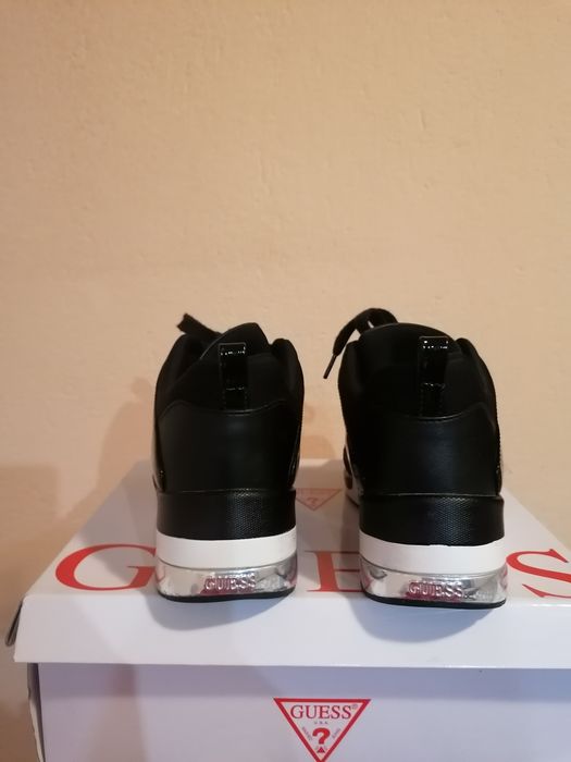 Дамски обувки/кецове GUESS. 100% ОРИГИНАЛНИ