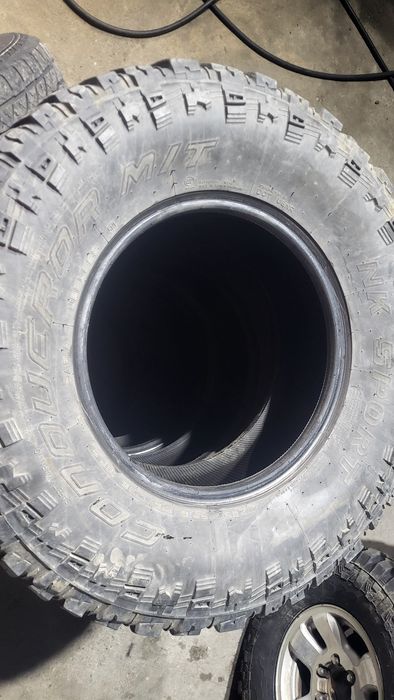 Продам Покрышка 285/75 R16                         .