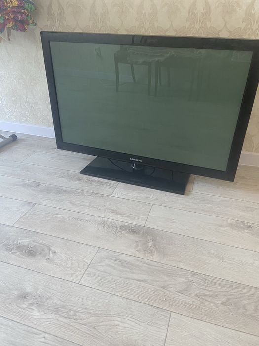 Продам телевизор