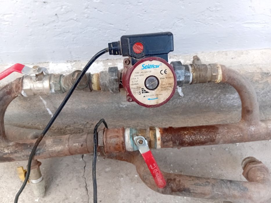 Циркуляционный насос для отопления в комлекте