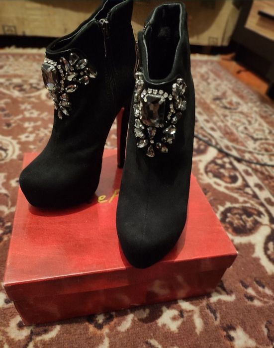 Продам полусапожки