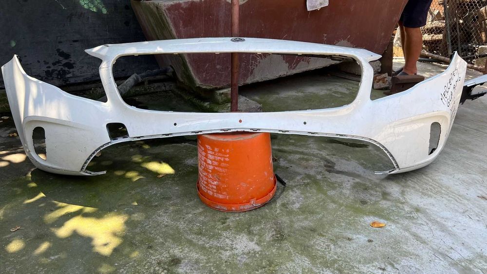 Bara fata Mercedes GLA X156 2013-2018