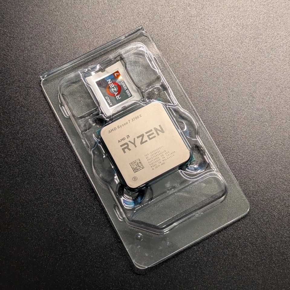 Процесор AMD RYZEN 7 3700X 8-Core 3.6 GHz (4.4 GHz Turbo)