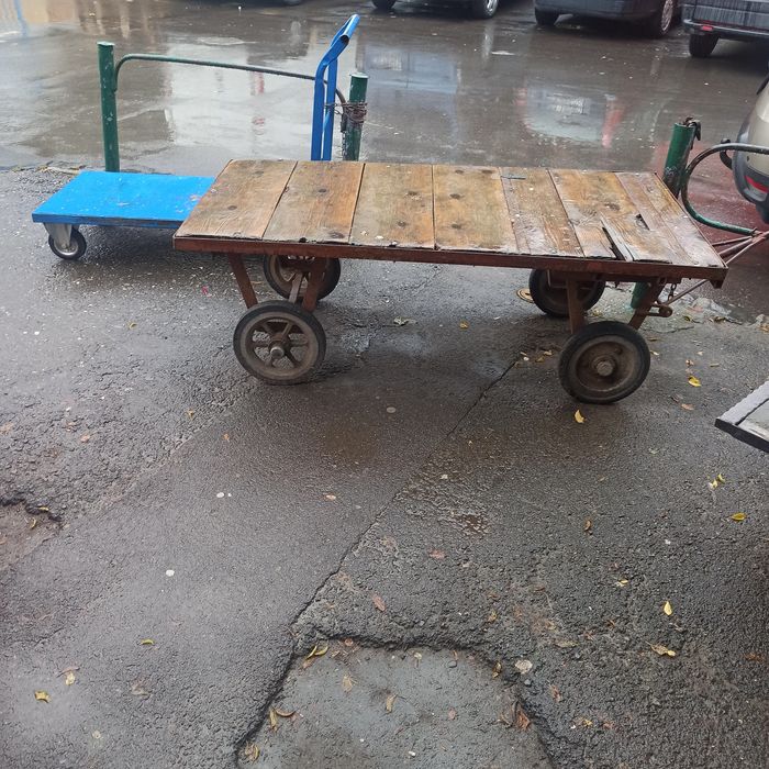 Cărucior cu platforma pt marfa