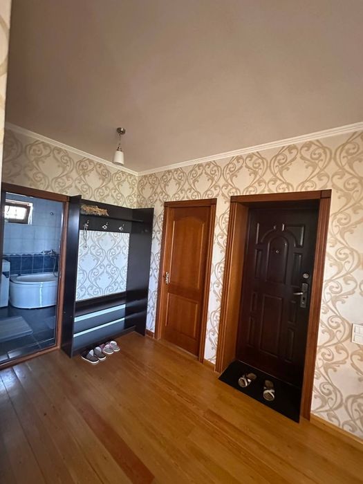 Продается квартира 3-х комнатная