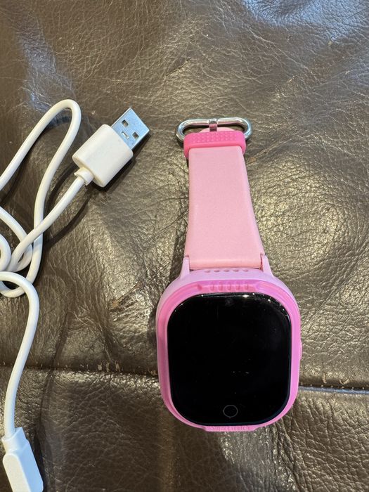 Myki часовник, почти нов, в гаранция, розов