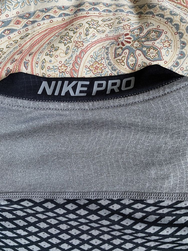 Мъжка сива блуза Nike - M