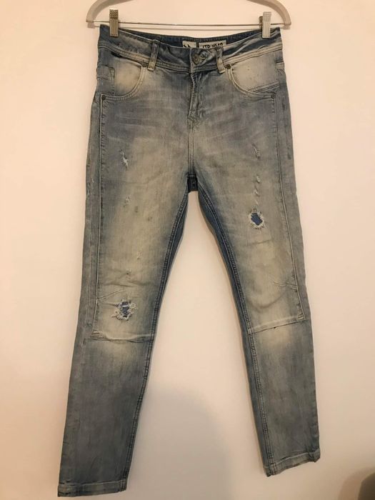 Blugi super skinny