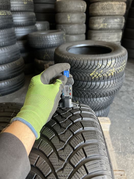 2 anvelope de iarna 195/65/15 Falken 8 mm dot 2020!