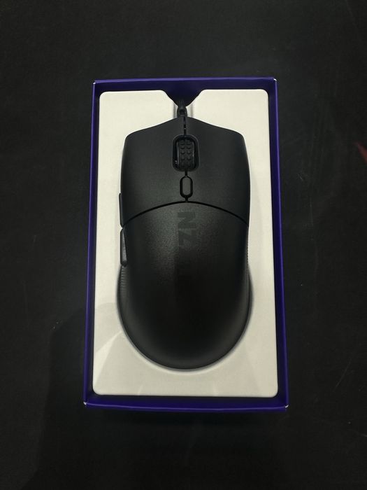 Mouse lift 2 symm NZXT 26000 dpi 8khz