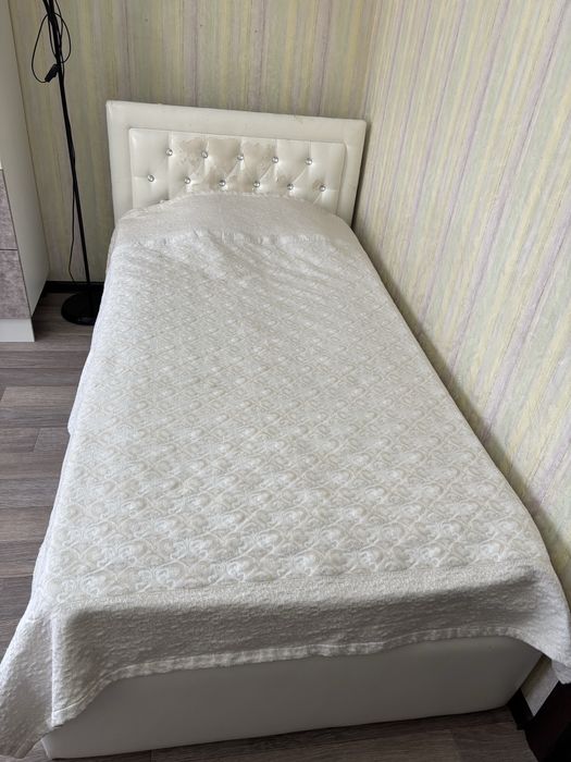 Кровать односпальная