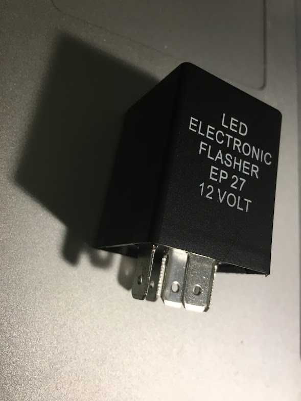 releu LED cu 5 pini universal flasher relay semnalizare EP 27