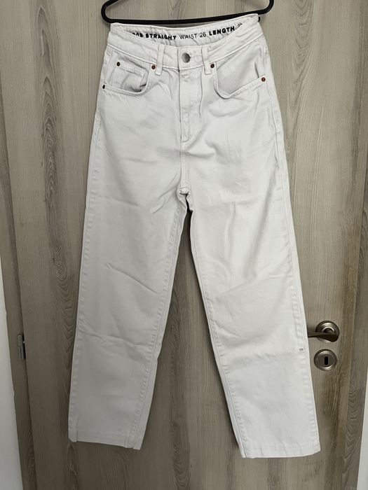 Широки бели дънки размер XS