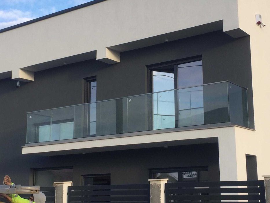 balsutrada din inox cu sticla