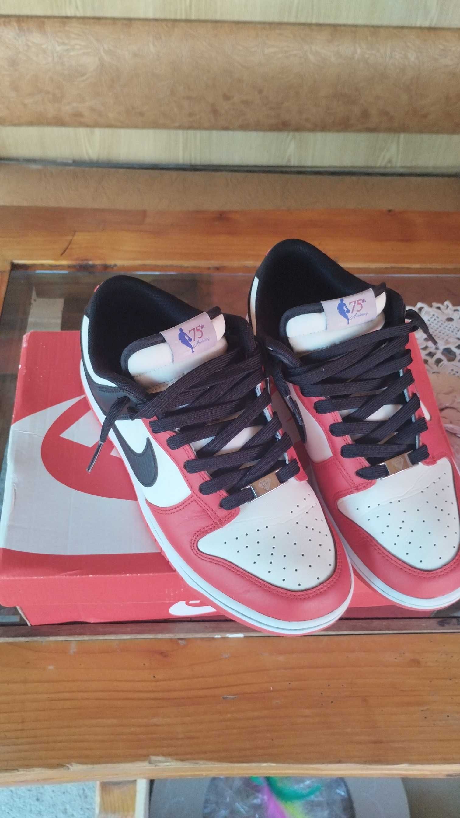 Nike dunk low Chicago 75th anivesarry
