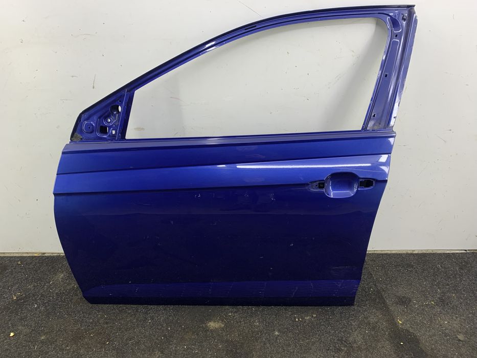 Dezmembrez Usa stanga fata de pe VW POLO 6R 2009-2016