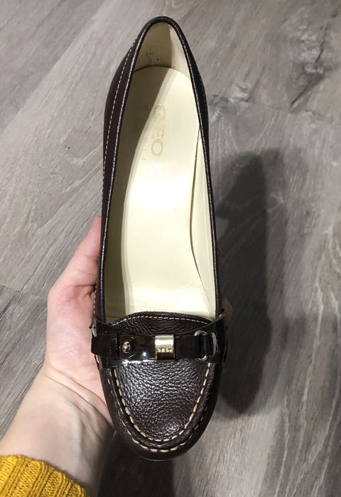 Pantofi piele geox 38 pantofi noi piele maro cu toc geox respira 38