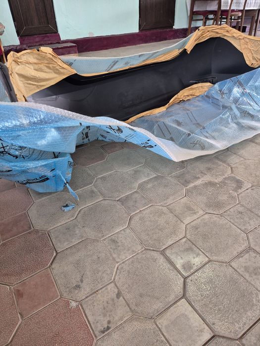 Продам задний бампер