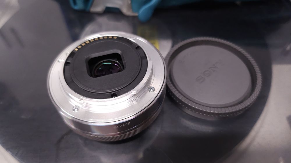 Обектив Sony SEL16F28