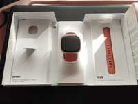 Fitbit Versa 3 Смарт часовник