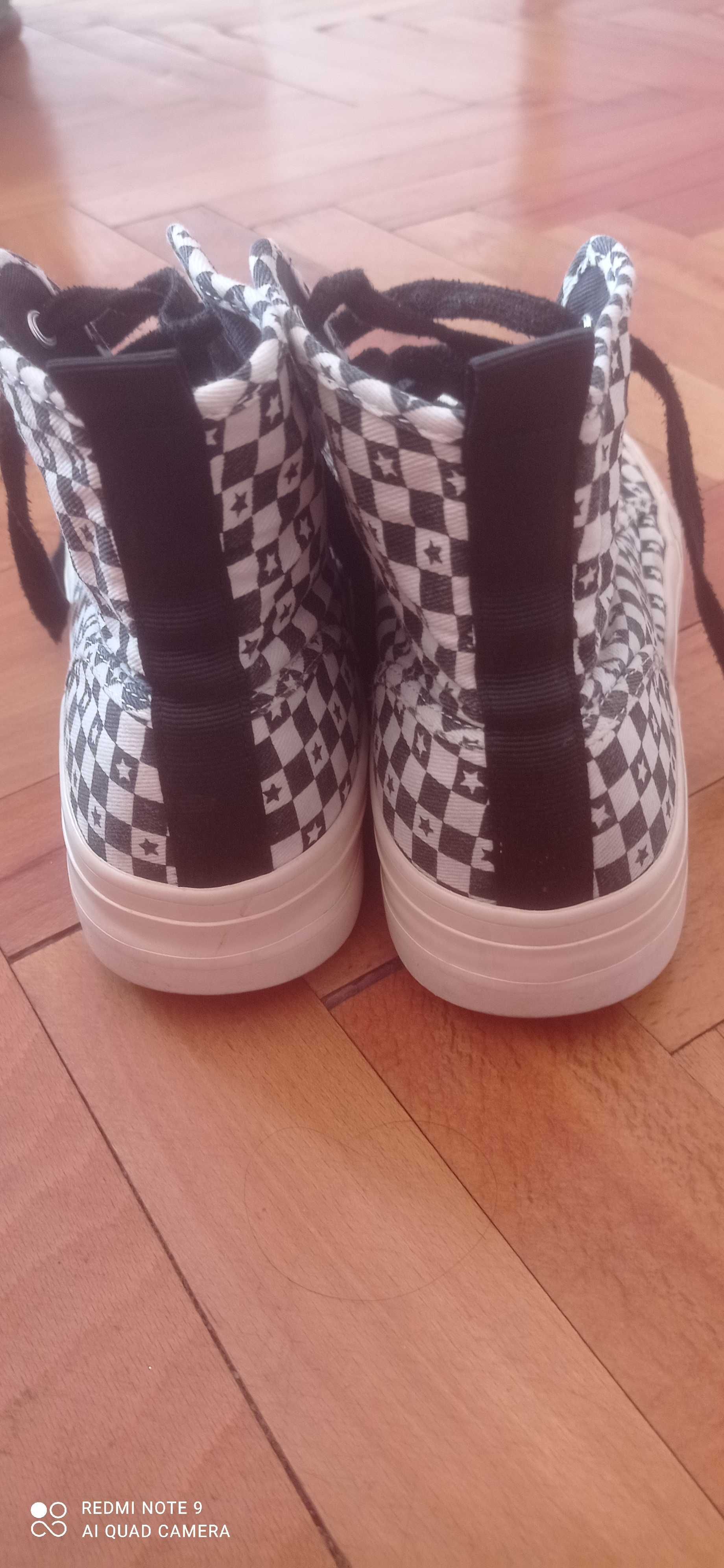 Кецове ZARA 38 черно бяло+ подарък чехли