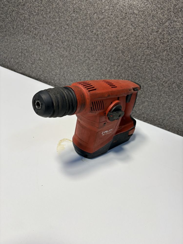 Rotopercutor Hilti TE 30 cu acumulator