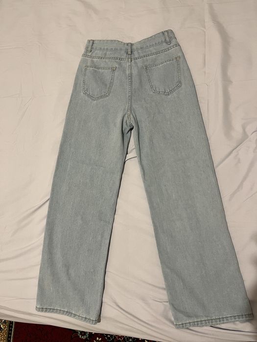 Джинсы с бусинками