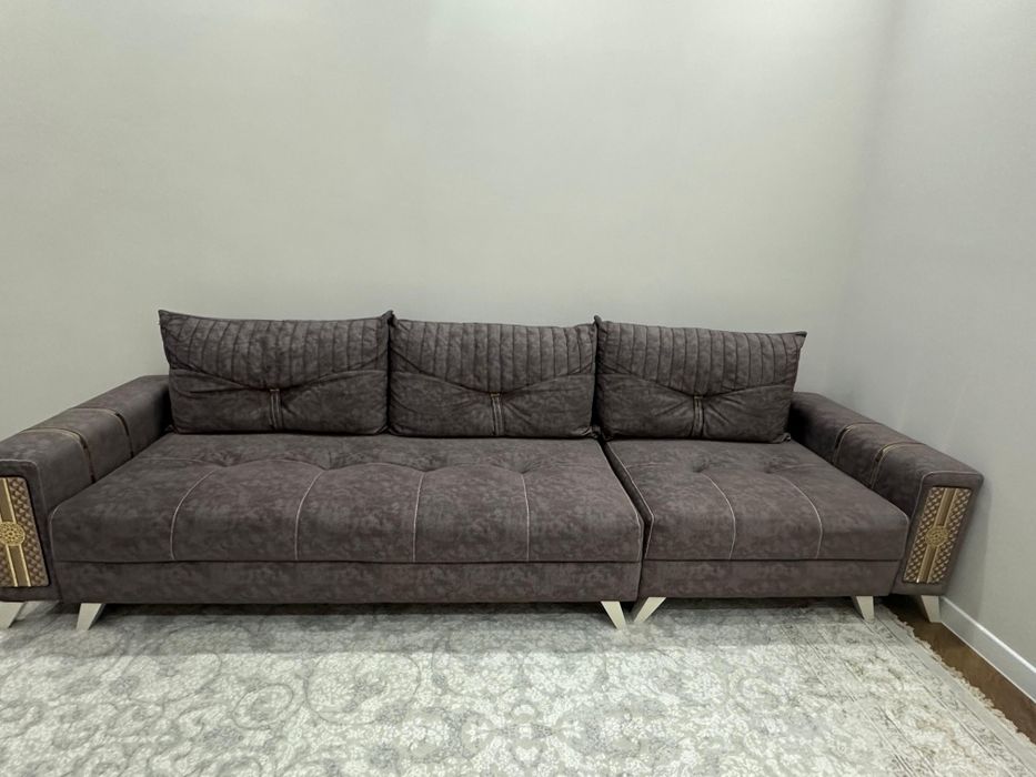 Продам диван в отличном состоянии.