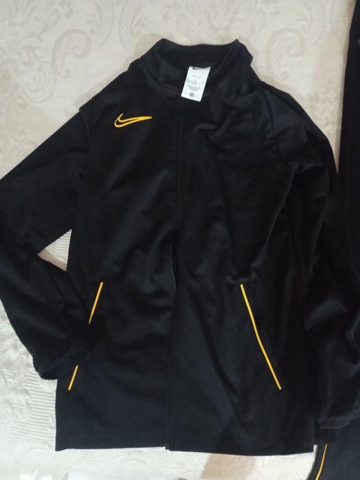 Спортен екип Nike