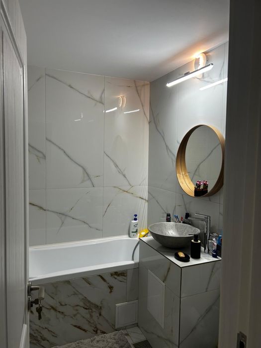Vand apartament 3 camere