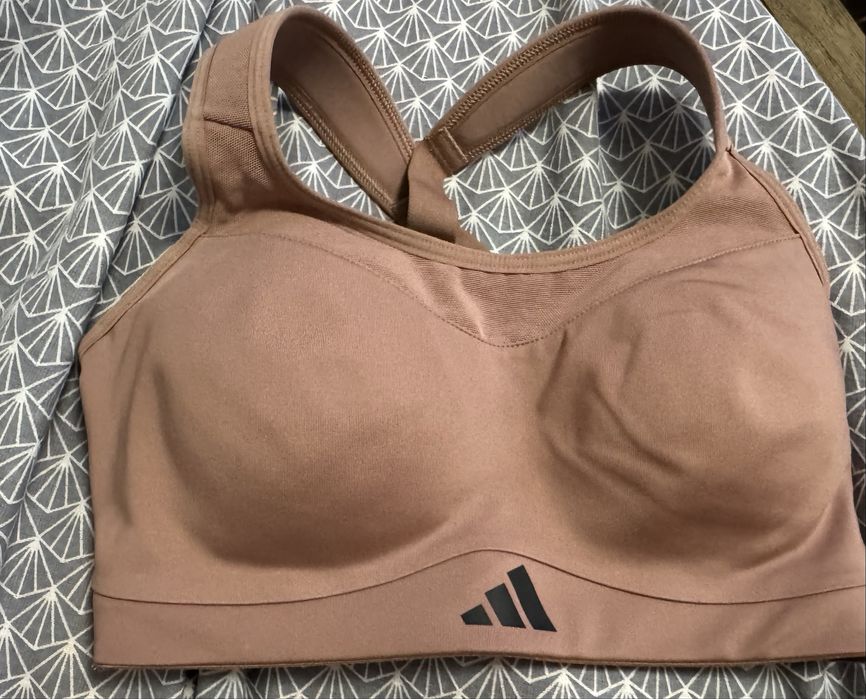 Спортни сутиени Adidas