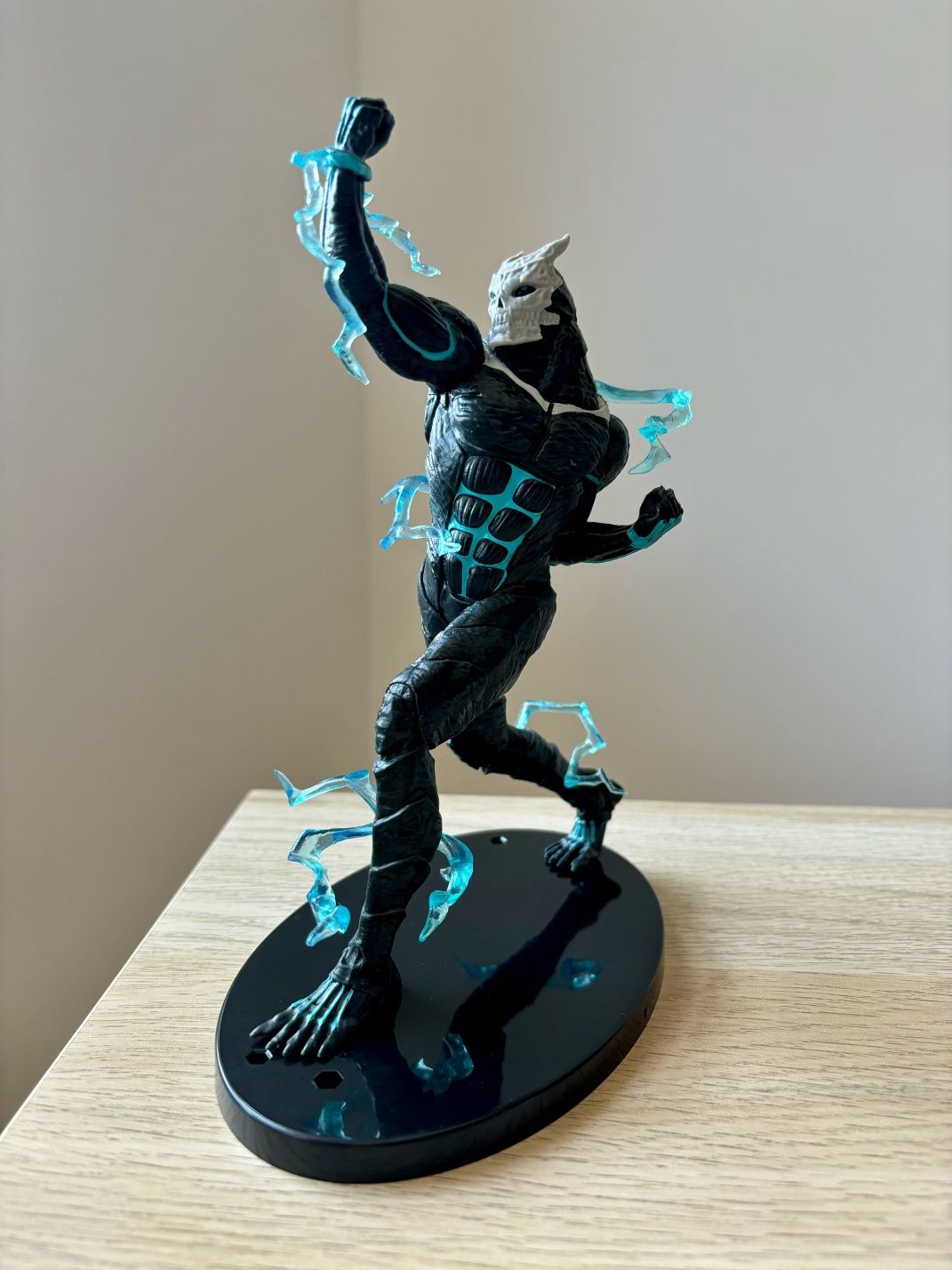 Kaiju No. 8 фигурка