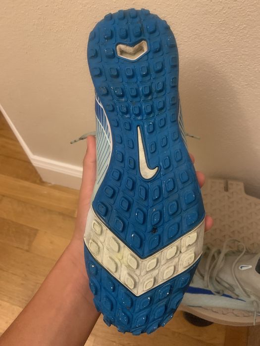 !! Vand ghete nike pret negociabil !!