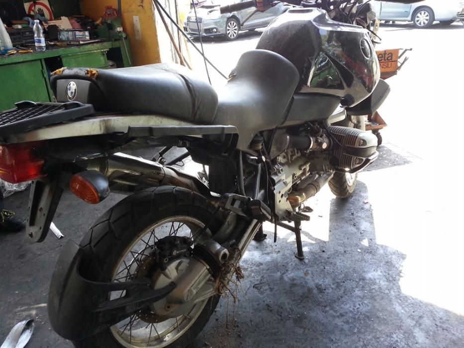 Мотоциклет БМВ(BMW R1100 GS) на части
