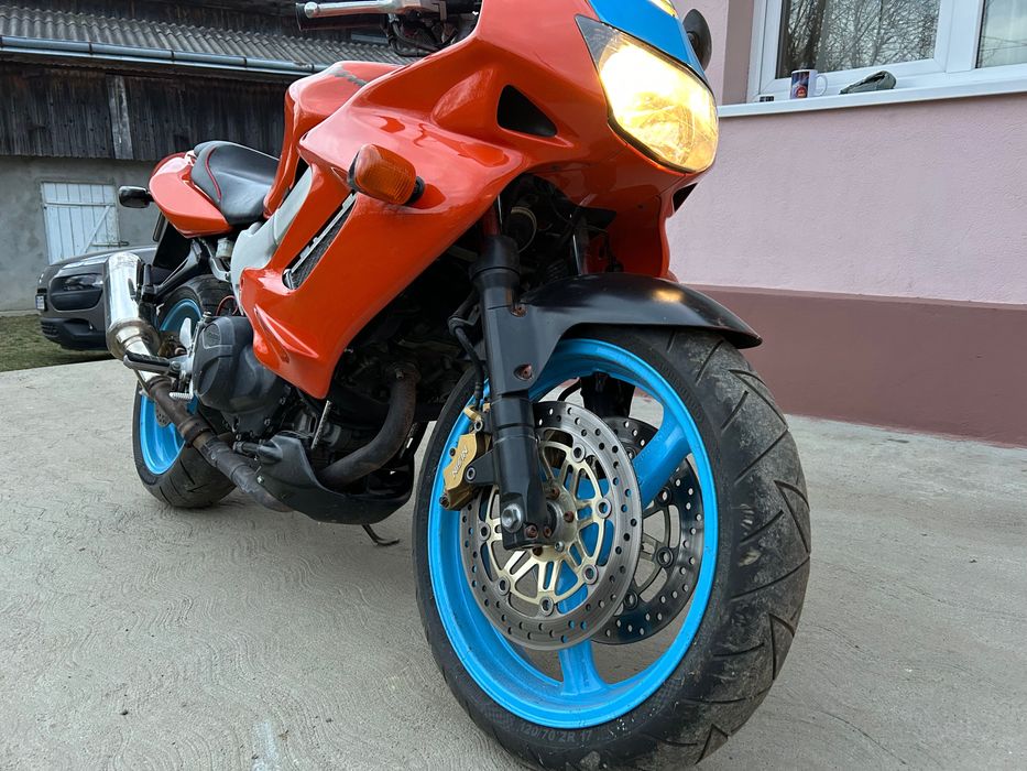 Honda vtr firestorm 1998