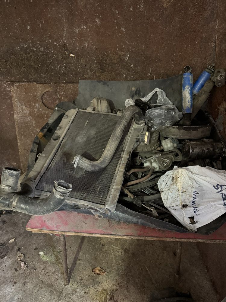 Zapchas sotiladi Vaz 2106