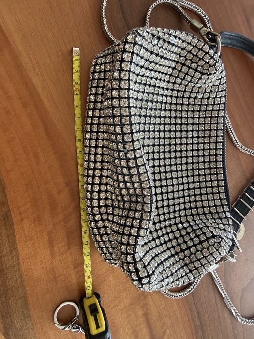 Дамска чанта с камъни