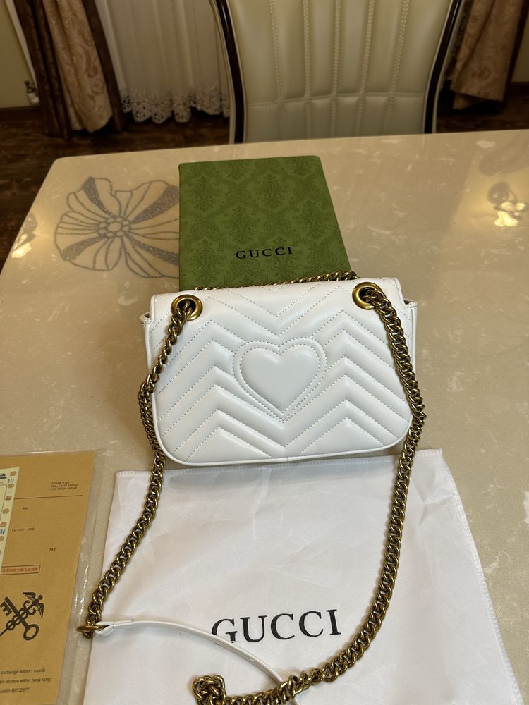 Geanta Gucci Marmont 22cm Alb/Piele/Cutie inclusa