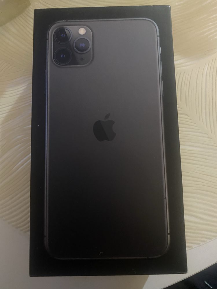 Iphone 11 pro Max свой