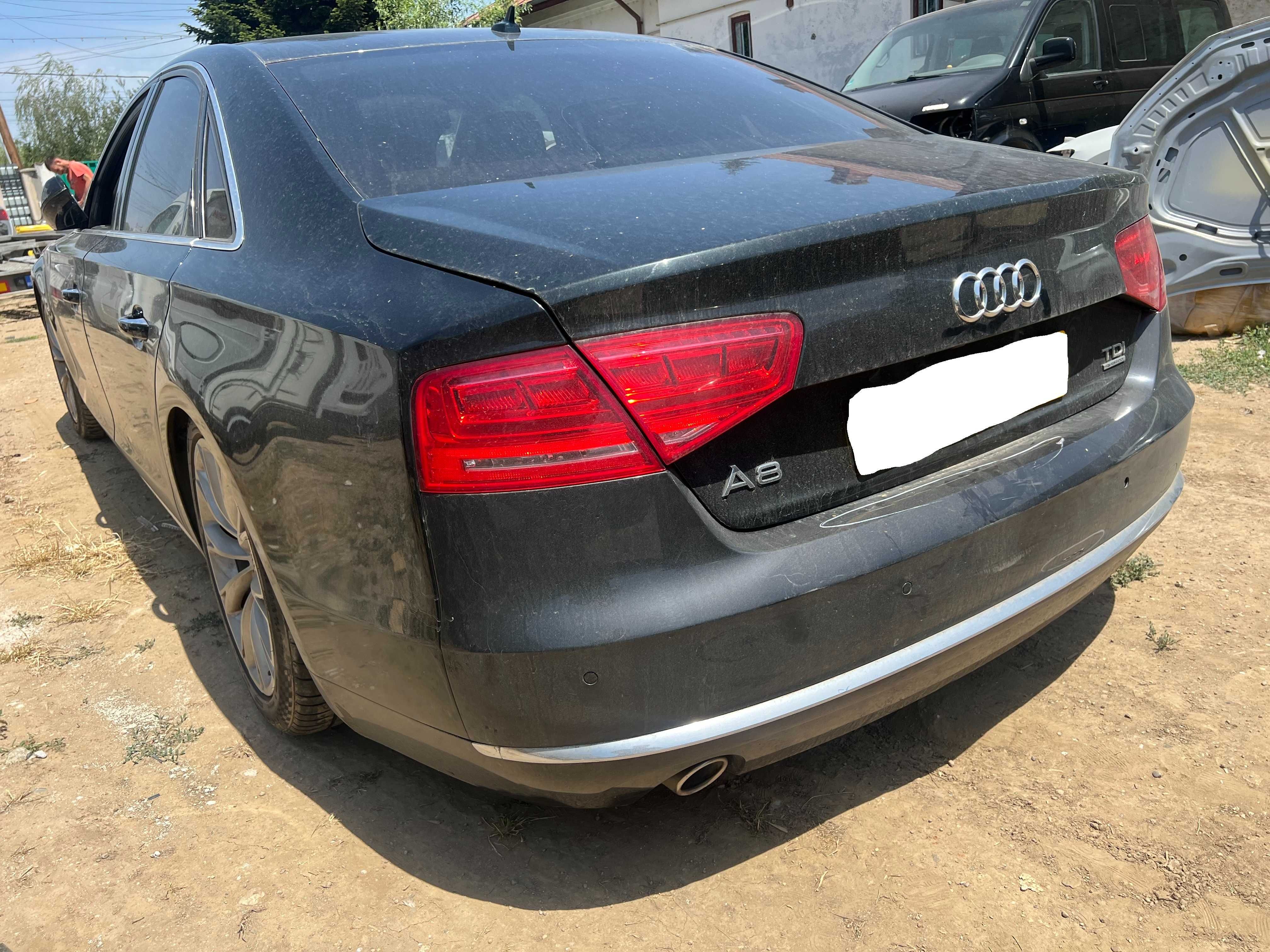 Aripa stanga spate Audi A8 D4 4H originala neagra impecabila 2011 2018