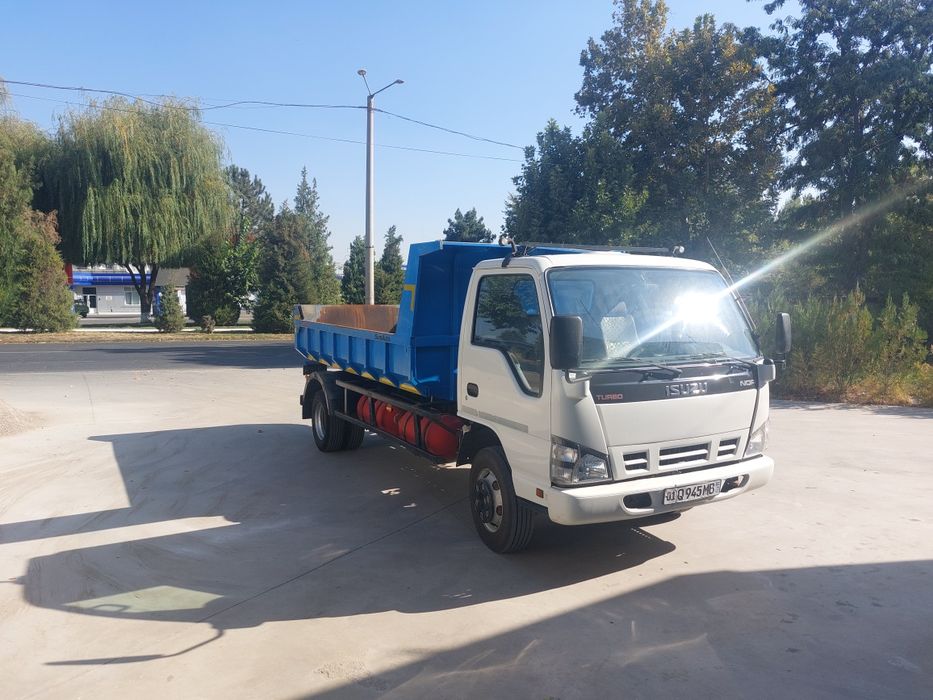 ISUZU Samosval Turbo.