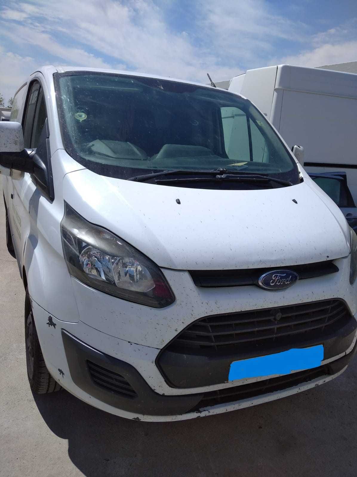 Dezmembrez Ford Custom, 2015, Diesel, 2.2