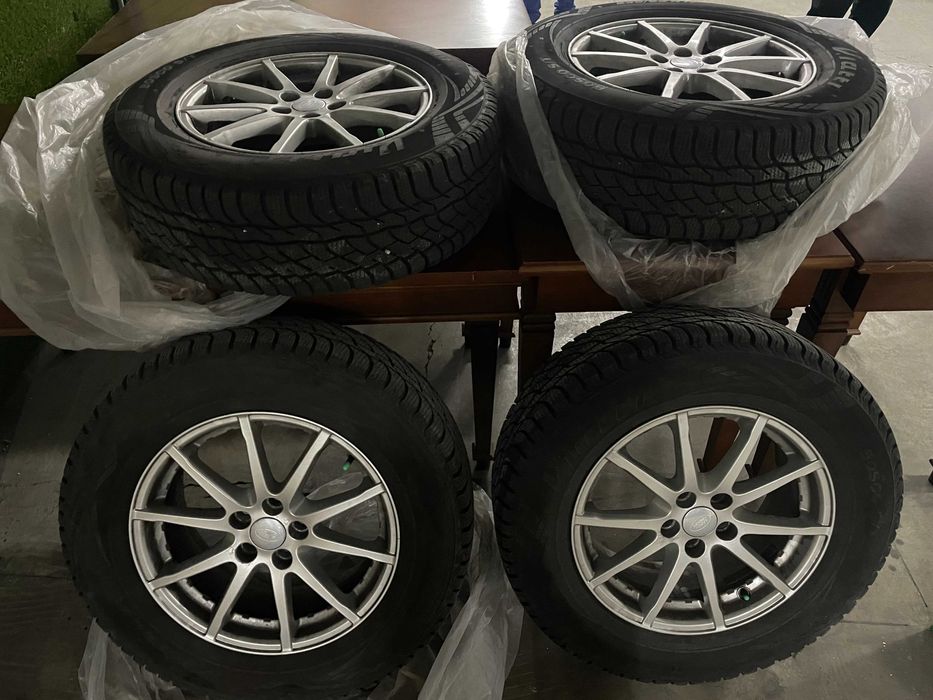 зимни гуми с джанти за Land Rover Range Rover Evoque 235/65/R17