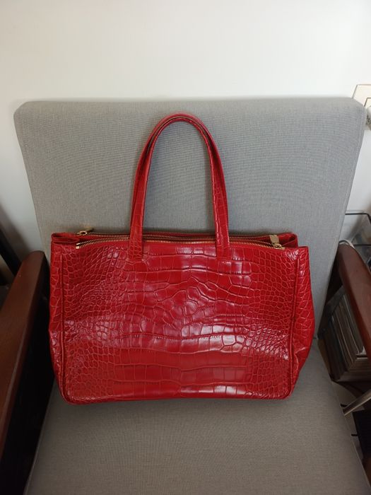 Дамски чанти от естествена кожа Furla