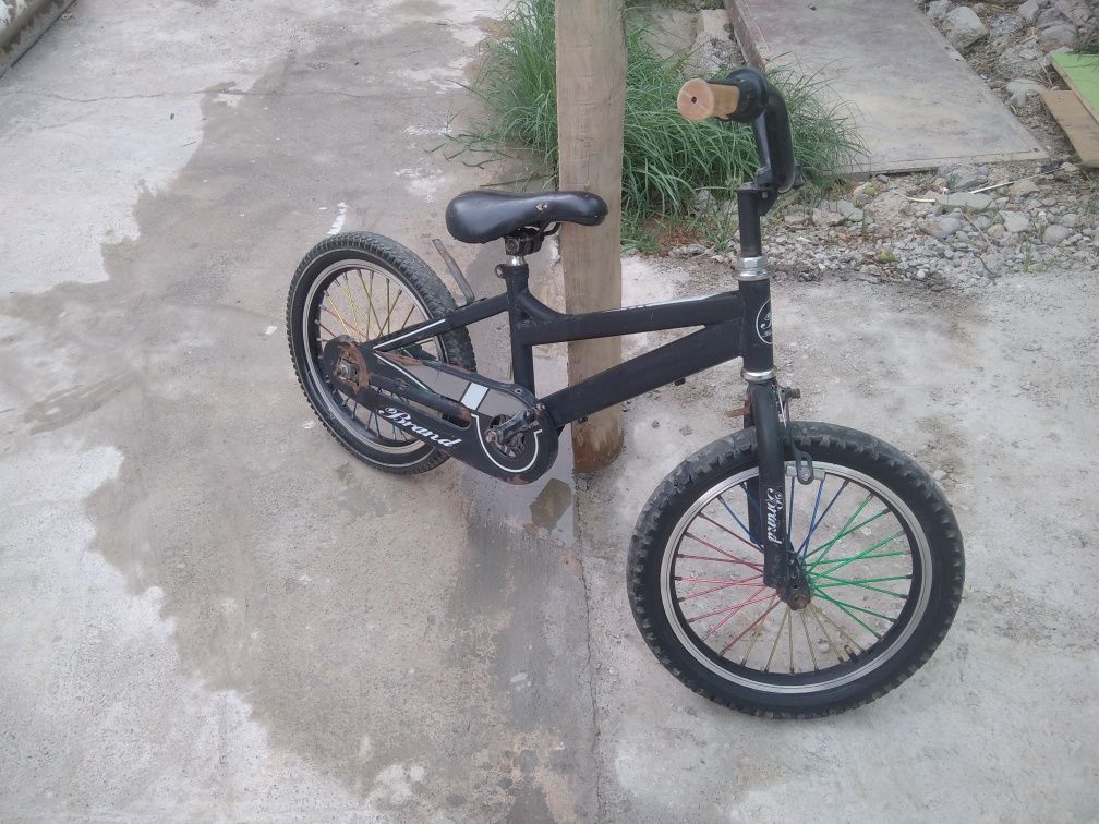 Velosiped sotiladi